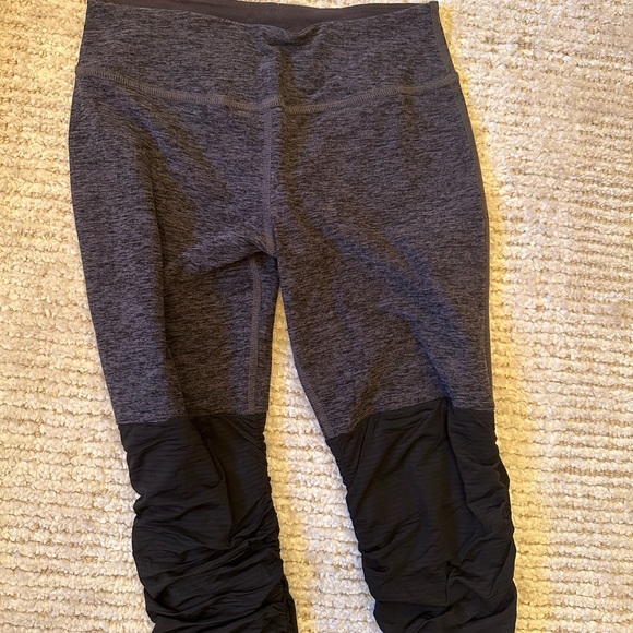 Beyond Yoga Emi Jay Barre Set - Picture 3 of 3